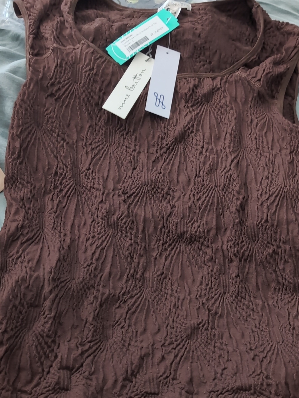 nine britton Loamie Square Neck Textured Knit Top- L